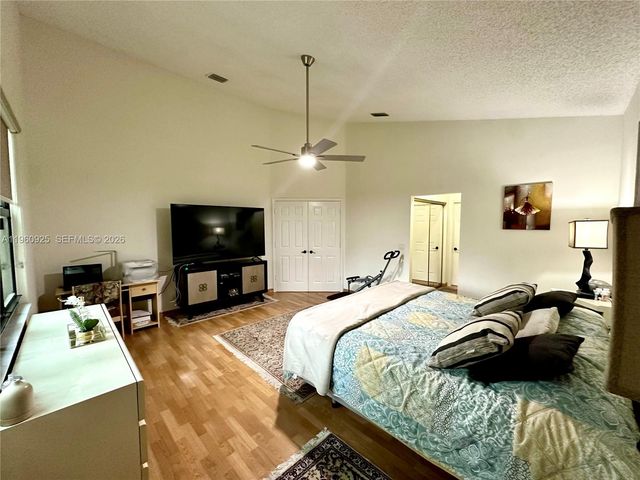 5790 Coach House Cir E, Boca Raton, FL 33486