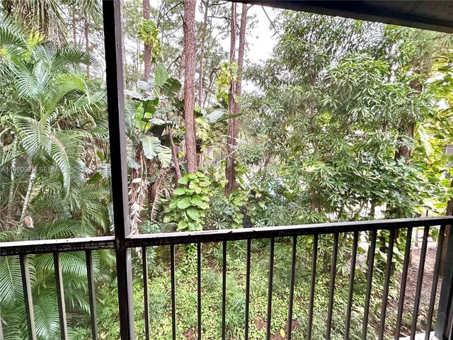 5790 Coach House Cir E, Boca Raton, FL 33486