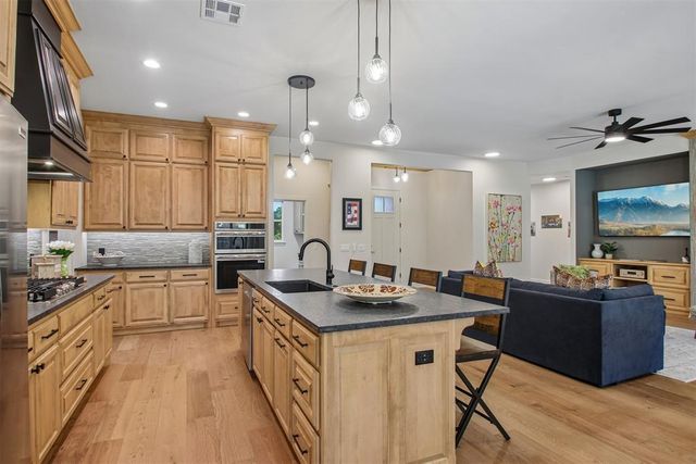 2100 Ingels Circle, Norman, OK 73071