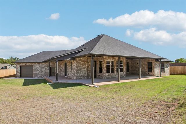2100 Ingels Circle, Norman, OK 73071