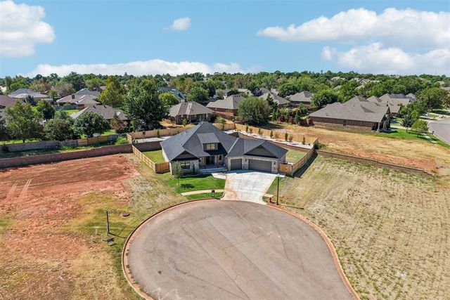 2100 Ingels Circle, Norman, OK 73071