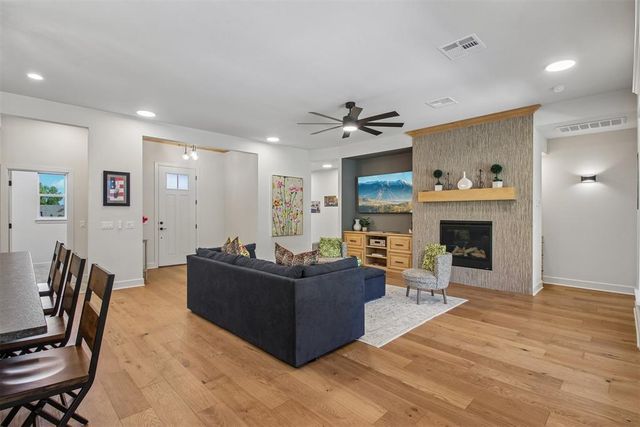 2100 Ingels Circle, Norman, OK 73071