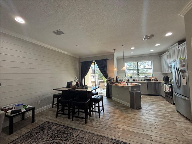 9136 FOX SPARROW ROAD, Tampa, FL 33626