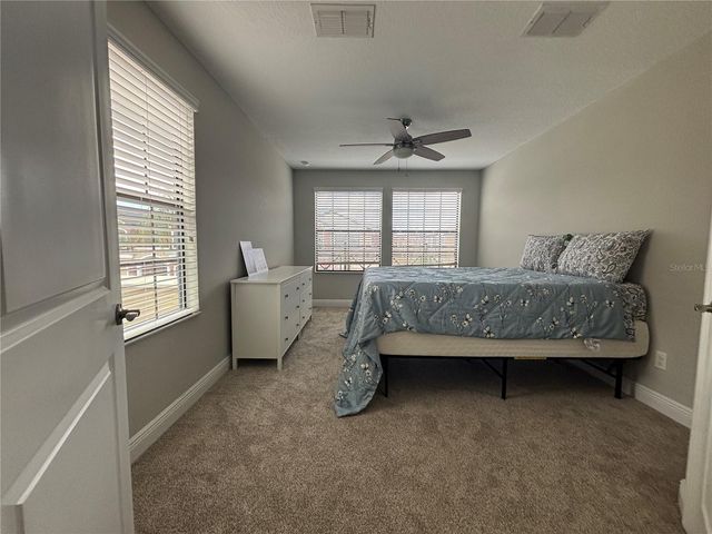 9136 FOX SPARROW ROAD, Tampa, FL 33626