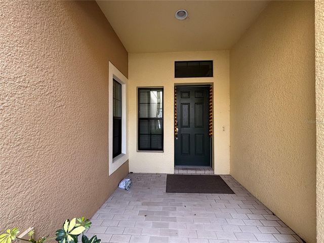 9136 FOX SPARROW ROAD, Tampa, FL 33626