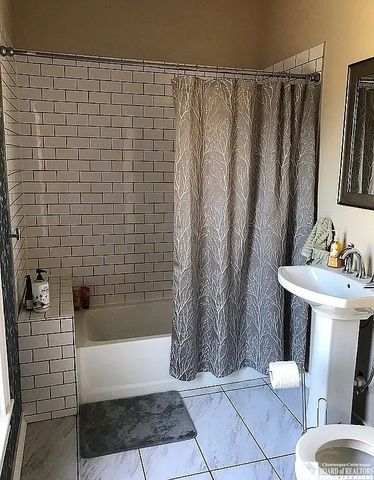 135 Norwood Avenue, Buffalo, NY 14222