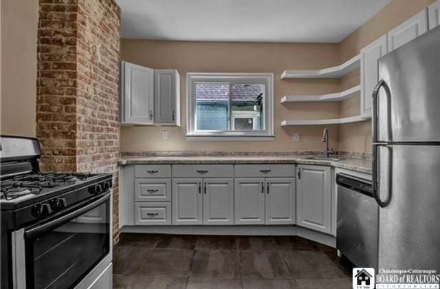 135 Norwood Avenue, Buffalo, NY 14222