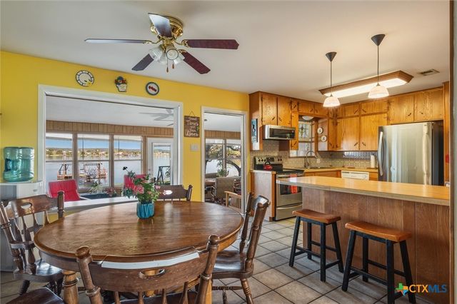 210 Lake Loop, Tow, TX 78672