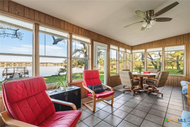 210 Lake Loop, Tow, TX 78672