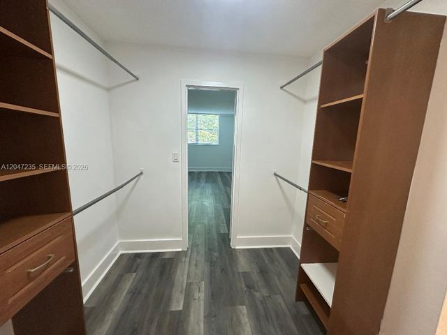 1805 Sans Souci Blvd 333, North Miami, FL 33181