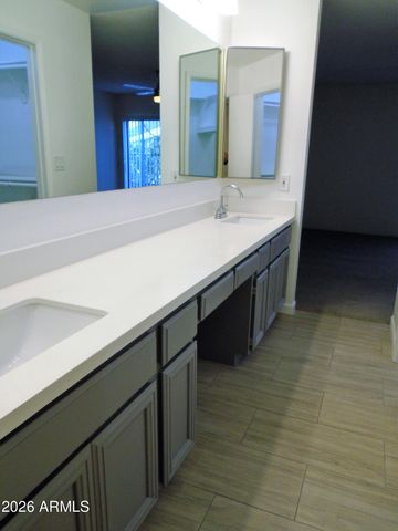 1910 E Winter Drive, Phoenix, AZ 85020