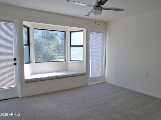 1910 E Winter Drive, Phoenix, AZ 85020
