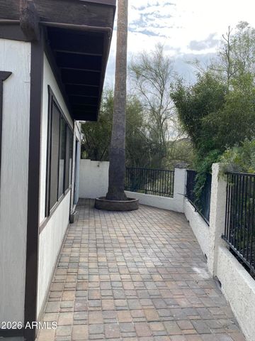 1910 E Winter Drive, Phoenix, AZ 85020