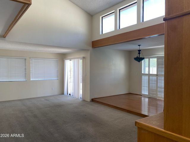 1910 E Winter Drive, Phoenix, AZ 85020