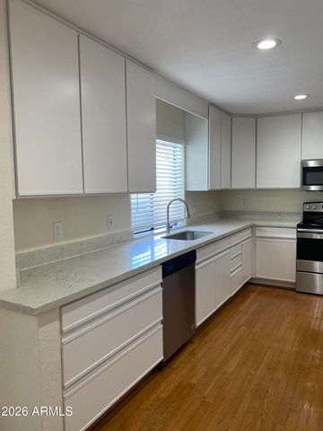 1910 E Winter Drive, Phoenix, AZ 85020