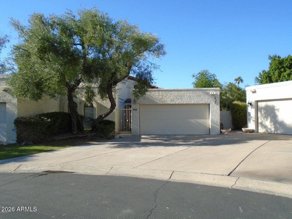 1910 E Winter Drive, Phoenix, AZ 85020