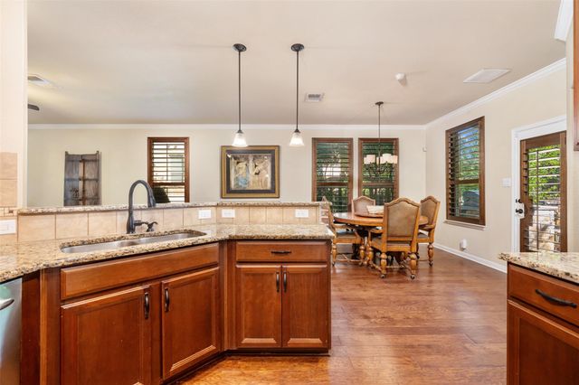 503 S Meadowlark ST A, Lakeway, TX 78734