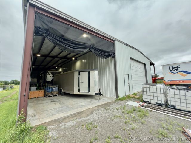 5401 N 435 Road, Adair, OK 74330