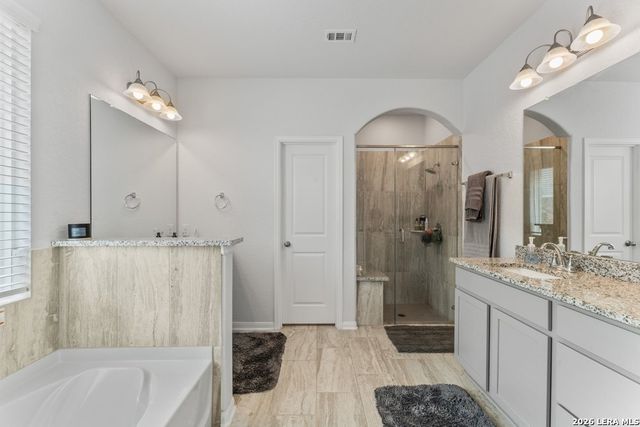 25046 Las Pilas, San Antonio, TX 78261