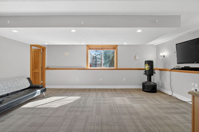 4535 Zilker Drive, Pleasant Hill, IA 50327