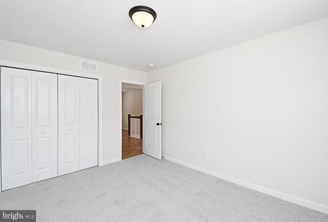 208 SCHWENK RD, Perkiomenville, PA 18074