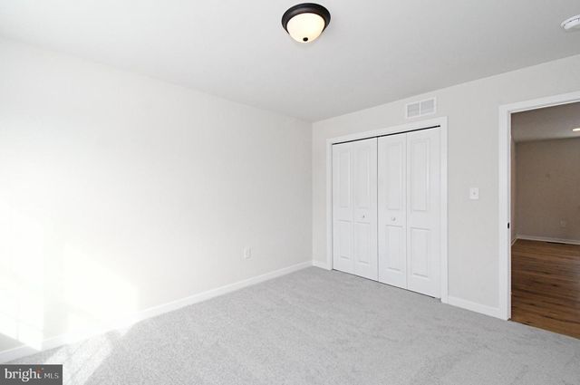 208 SCHWENK RD, Perkiomenville, PA 18074