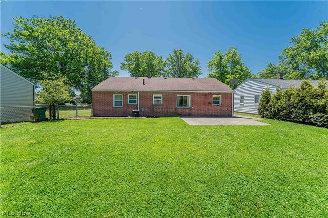 34429 Beach Park Drive, Eastlake, OH 44095