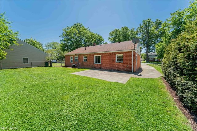 34429 Beach Park Drive, Eastlake, OH 44095