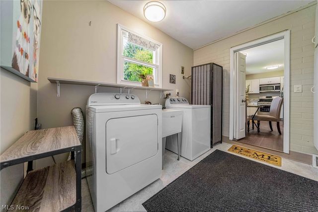 34429 Beach Park Drive, Eastlake, OH 44095