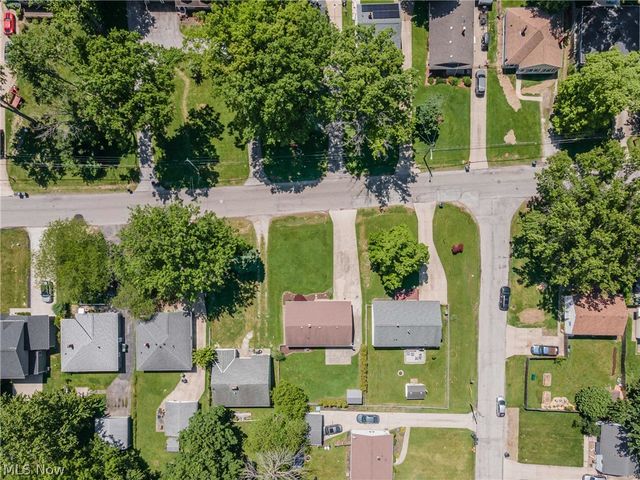 34429 Beach Park Drive, Eastlake, OH 44095