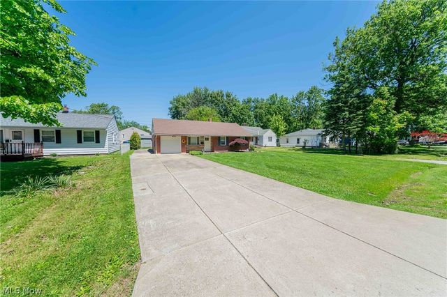 34429 Beach Park Drive, Eastlake, OH 44095