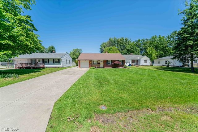 34429 Beach Park Drive, Eastlake, OH 44095