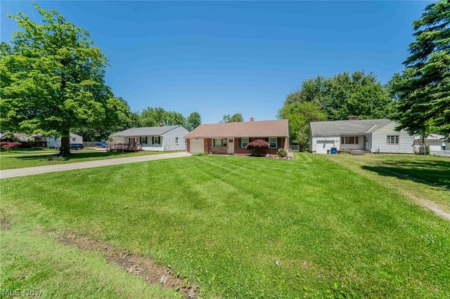 34429 Beach Park Drive, Eastlake, OH 44095