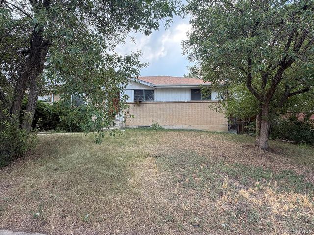 1661 S Wadsworth Boulevard, Denver, CO 80232