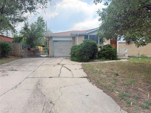 1661 S Wadsworth Boulevard, Denver, CO 80232