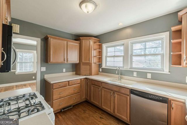 3349 Old Jonesboro Road, Hapeville, GA 30354