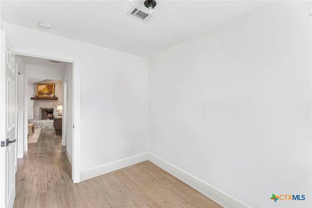 7308 Saffron Street, Austin, TX 78749