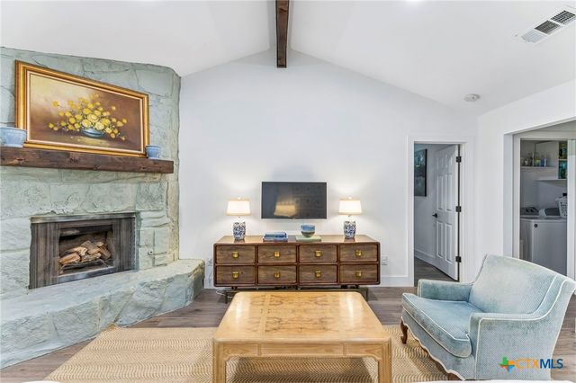 7308 Saffron Street, Austin, TX 78749