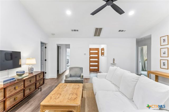 7308 Saffron Street, Austin, TX 78749