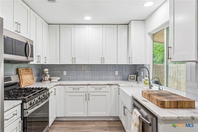 7308 Saffron Street, Austin, TX 78749