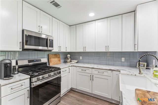 7308 Saffron Street, Austin, TX 78749