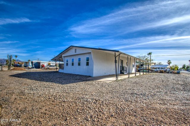 2657 W SUPERSTITION Boulevard, Apache Junction, AZ 85120