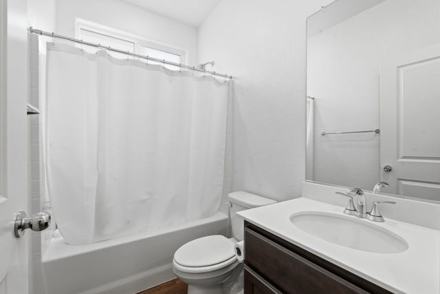 5713 Natalie Way, Keyes, CA 95328