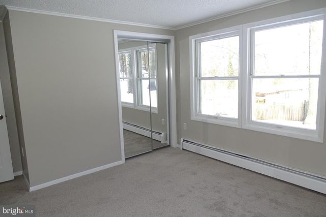 329 LONGVIEW RD, Boyertown, PA 19512