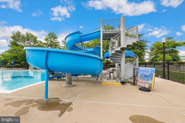 43003 GOLF VIEW DR, Chantilly, VA 20152