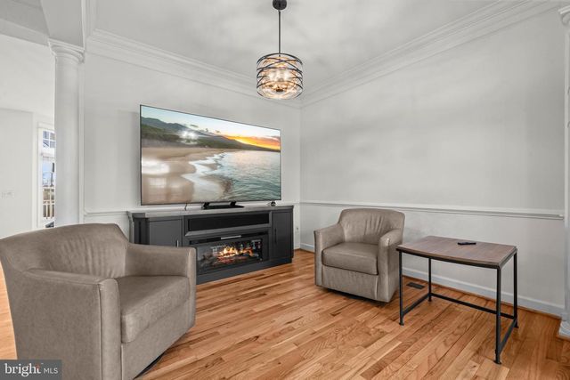 43003 GOLF VIEW DR, Chantilly, VA 20152