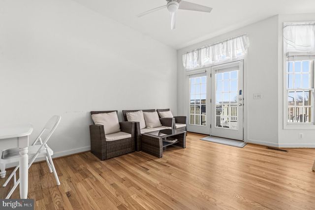 43003 GOLF VIEW DR, Chantilly, VA 20152