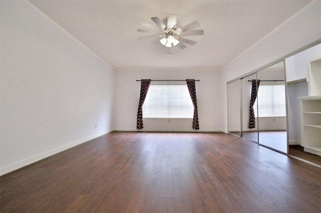 486 S Wilcrest Drive 486, Houston, TX 77042