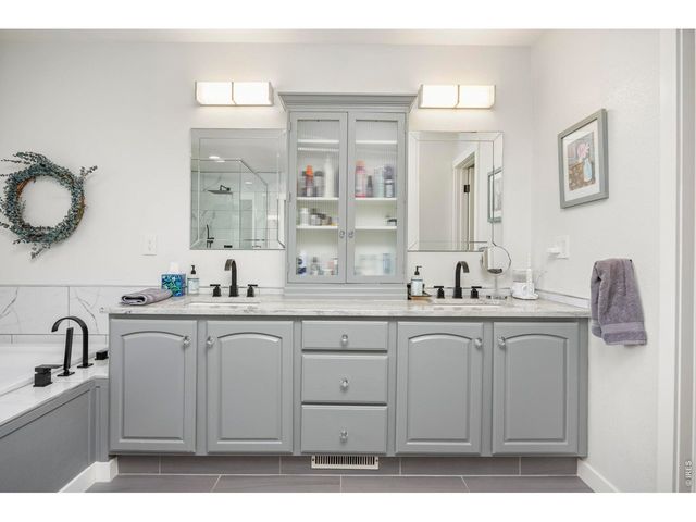 676 Trappers Pl, Windsor, CO 80550