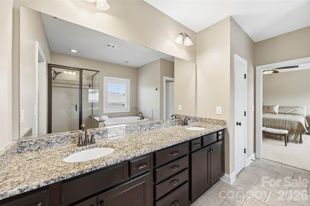 9564 Heritage Farm Avenue NW, Concord, NC 28027